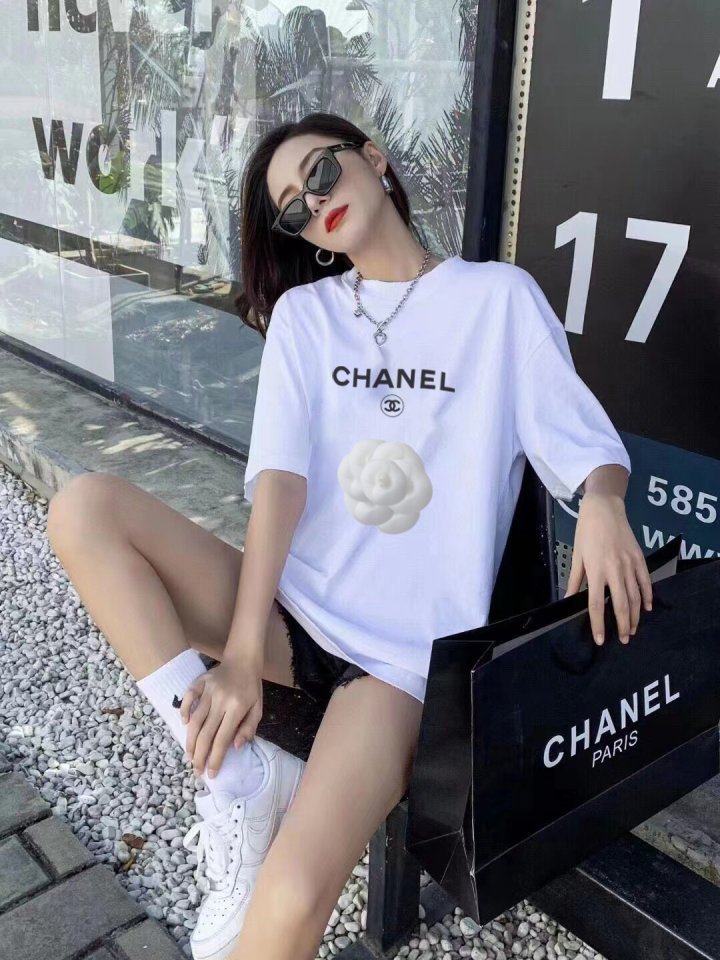 18253_CN 화이트 플라워 반팔